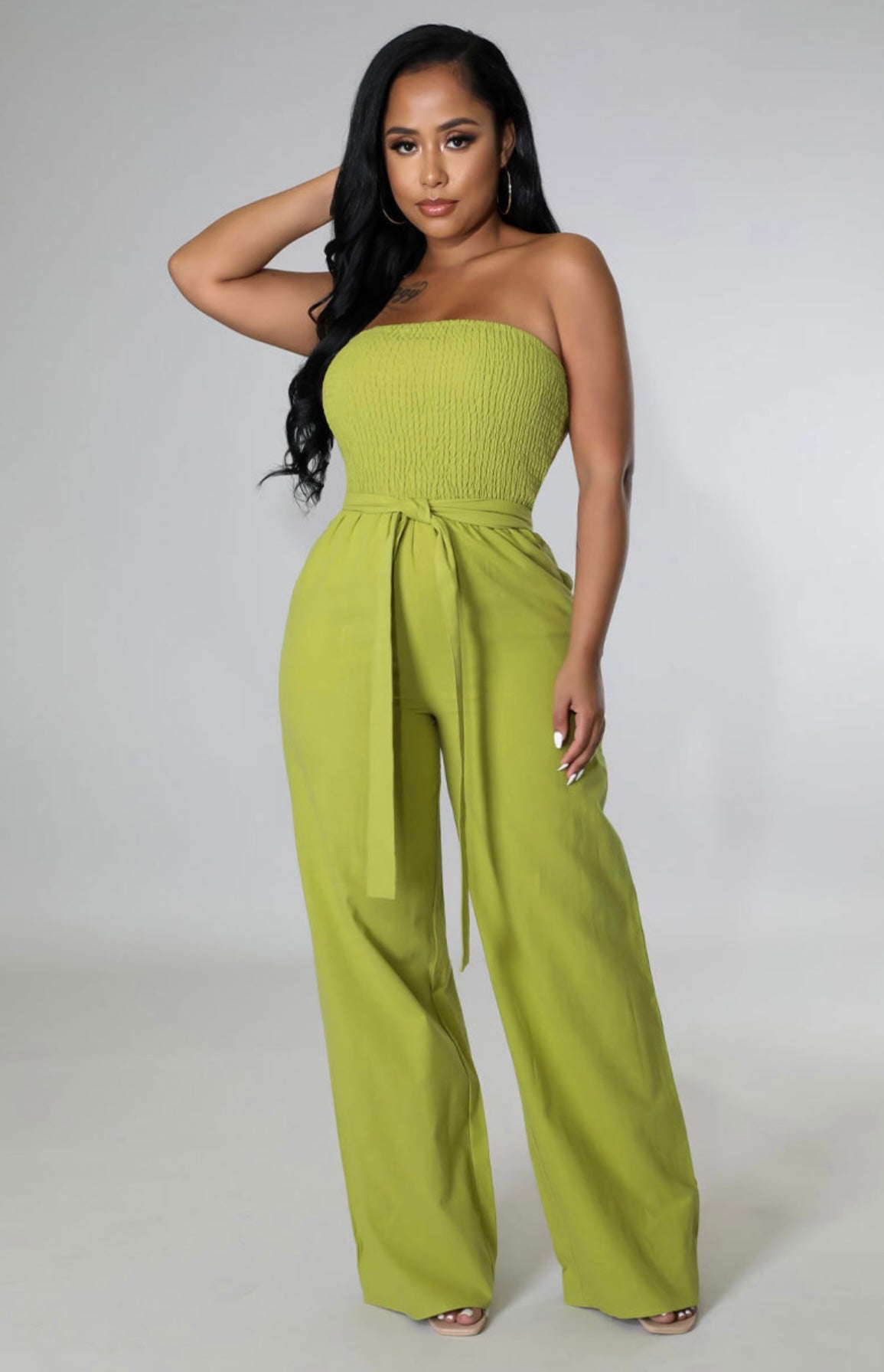 Cute jumpsuit with belt